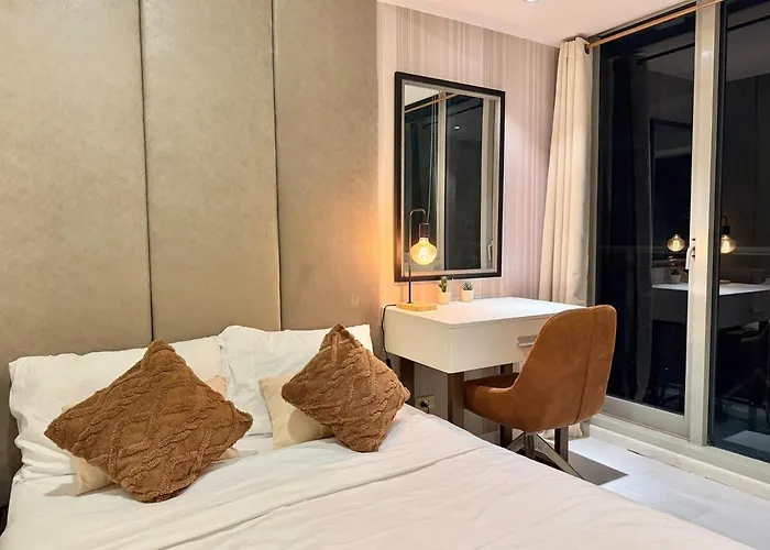 Stylish 2br Azure Urban Residences View 6 Pax With Netflix شقة