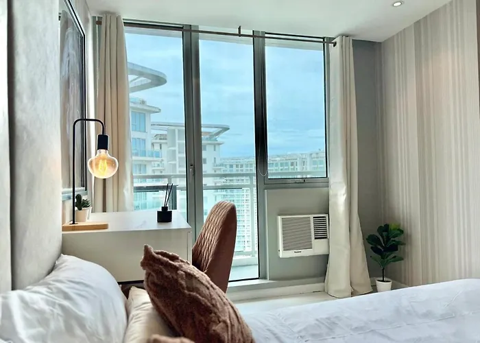 Stylish 2br Azure Urban Residences View 6 Pax With Netflix * مانيلا