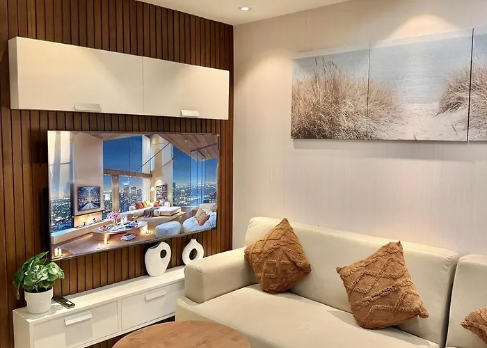 Stylish 2br Azure Urban Residences View 6 Pax With Netflix * مانيلا